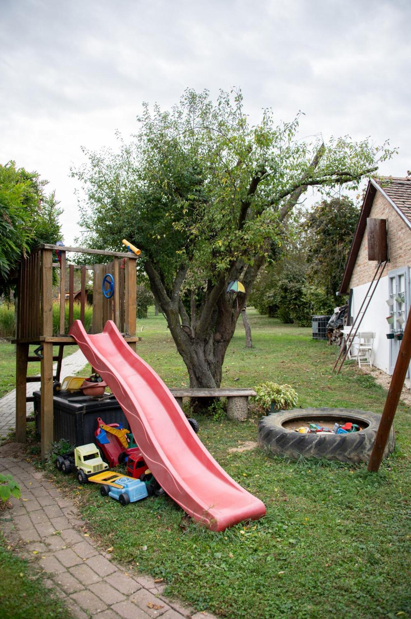 Rozmaring Vendégház Zengővárkony Extérieur photo