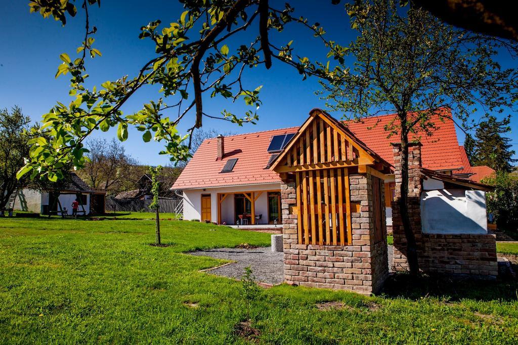 Rozmaring Vendégház Zengővárkony Extérieur photo